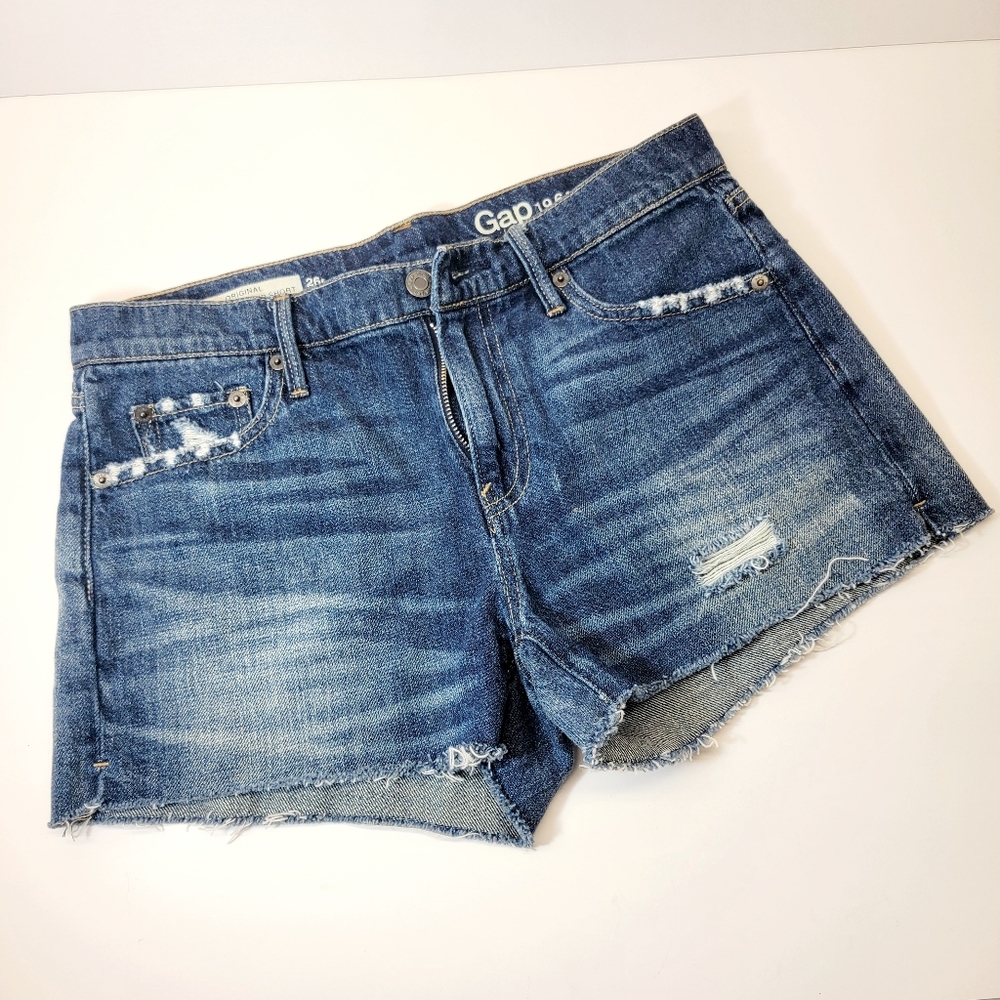 ♡GAP 1969 Distressed Original Best Girlfriend Jean Short ▪︎ Blue Denim 26r